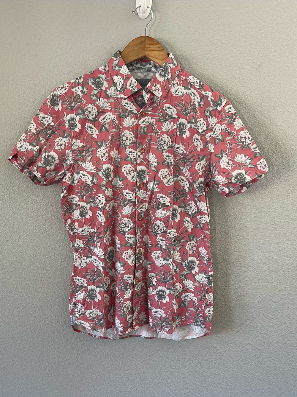 Ted Baker London Mens Red Floral Button Up Shirt Size 2 S Fitted